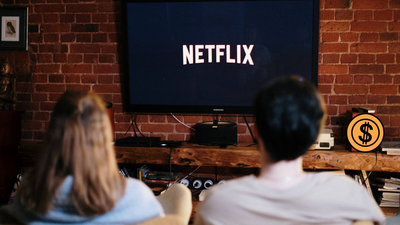 Get paid to watch Netflix in 2025 – side hustle ideas
